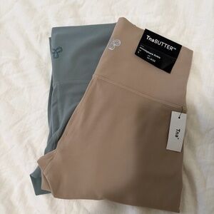 Set of 2 Aritzia TNA butter leggings